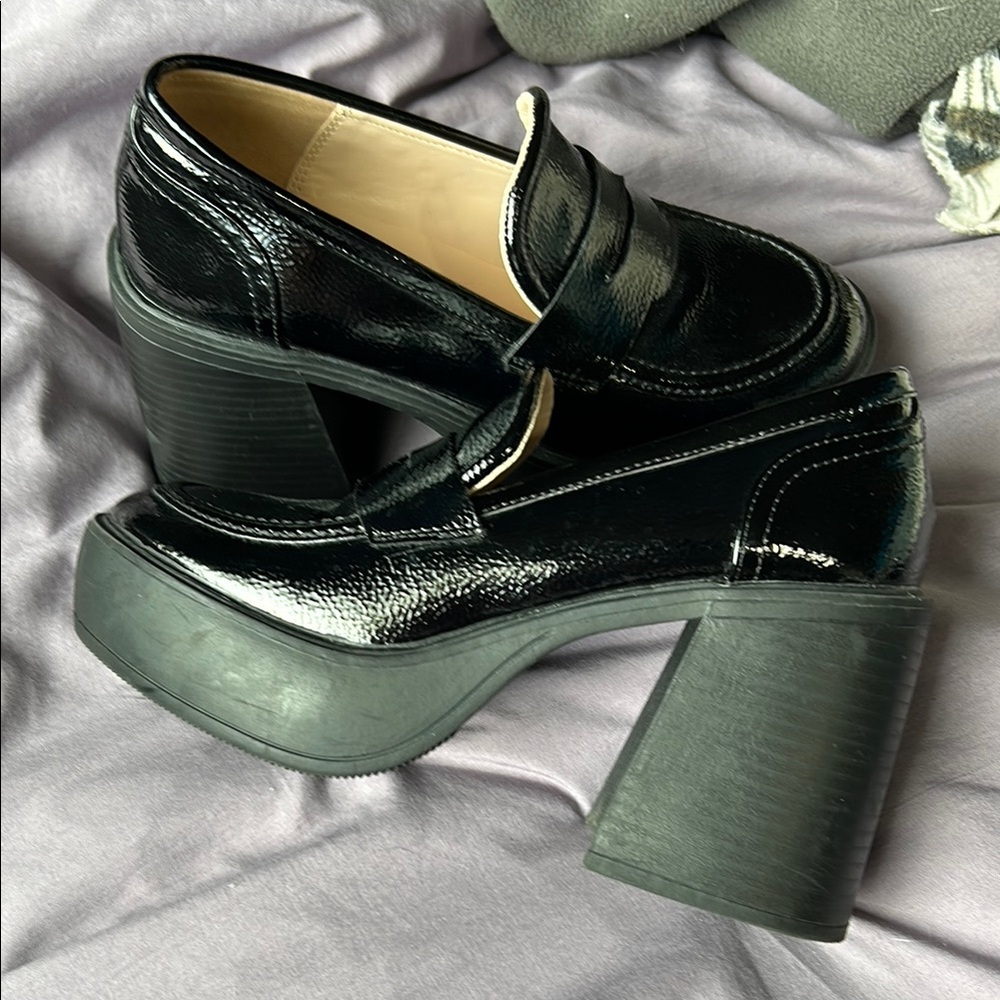 Princess Polly Black “Metropolitan” Platform Loafers